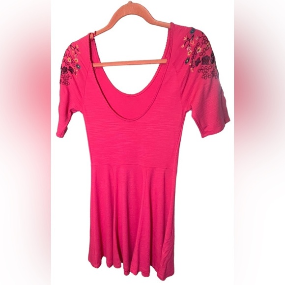 Free People Raspberry Floral Garden Sleeve Embroidered Dress size Small EUC - Picture 13 of 14
